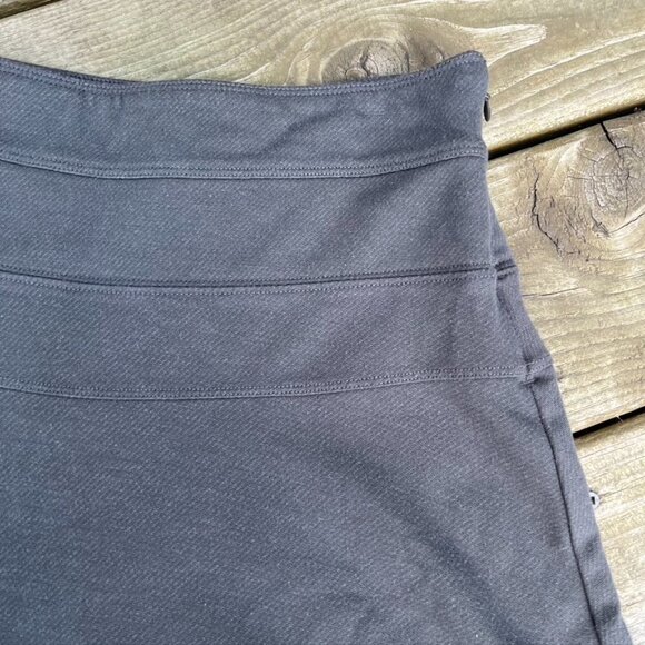 Athleta Ponte Twill skirt a-line green gray side zip Size 8 - Picture 3 of 8